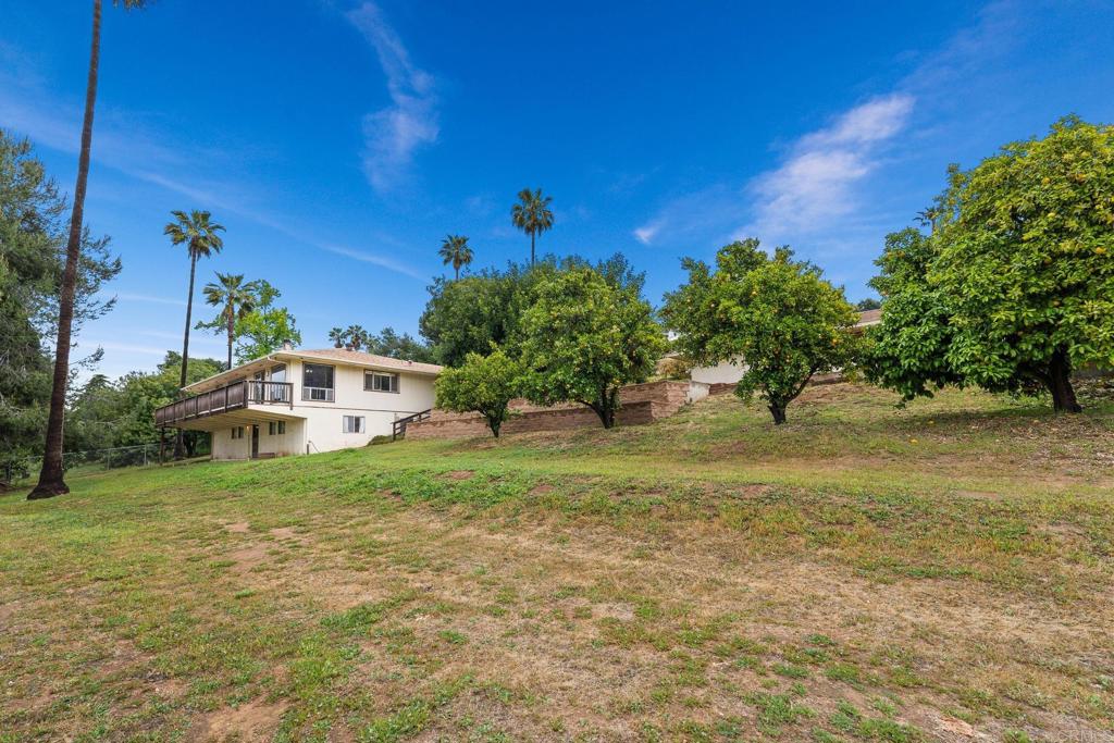 27229 Oakmont Property Photo 1