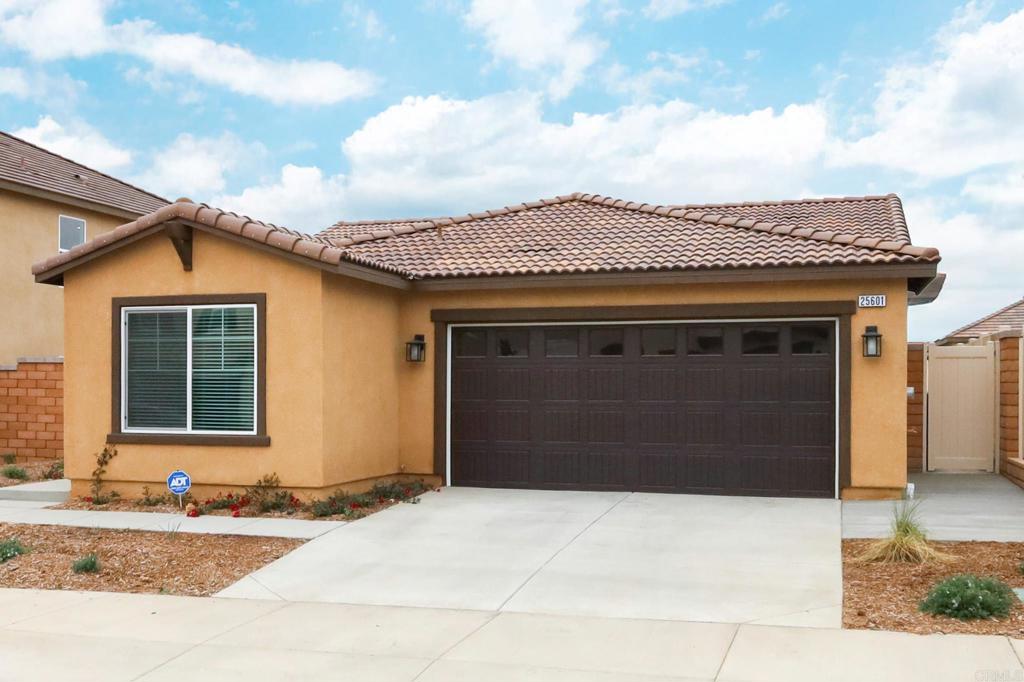 25601 Pine Ridge Road Property Photo 2