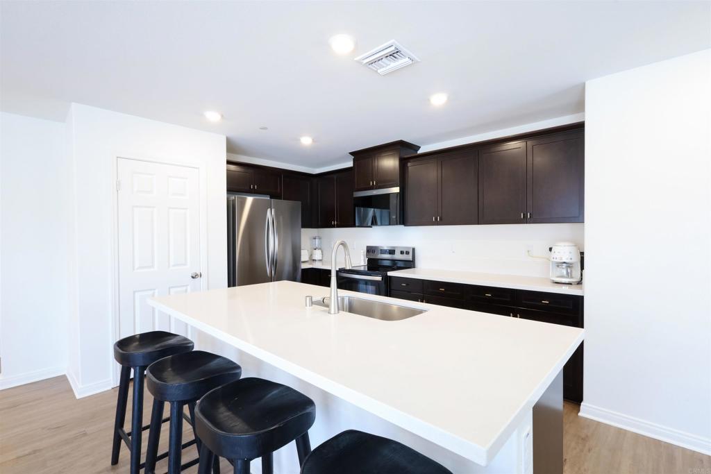 25601 Pine Ridge Road Property Photo 8