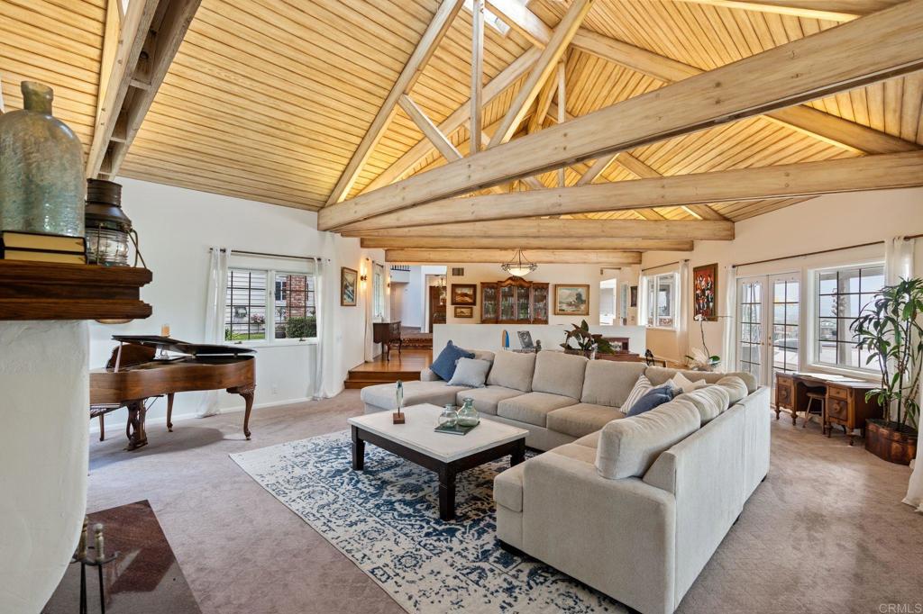 4938 San Jacinto Circle E Property Photo 5