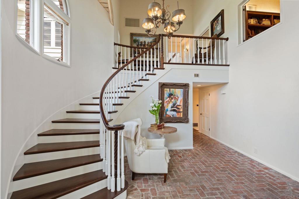 4938 San Jacinto Circle E Property Photo 10