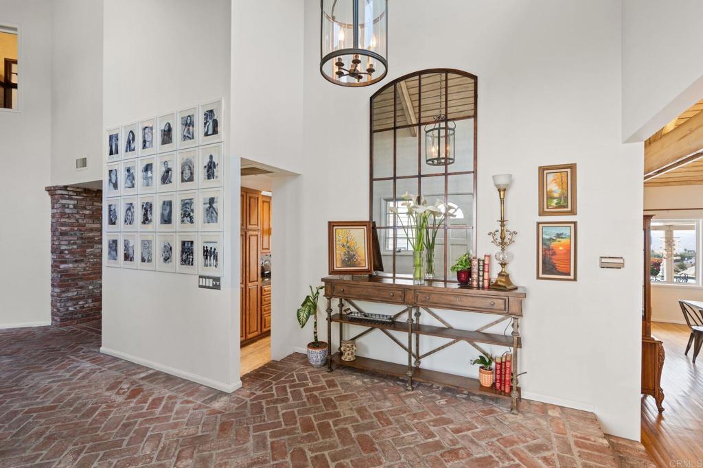 4938 San Jacinto Circle E Property Photo 11