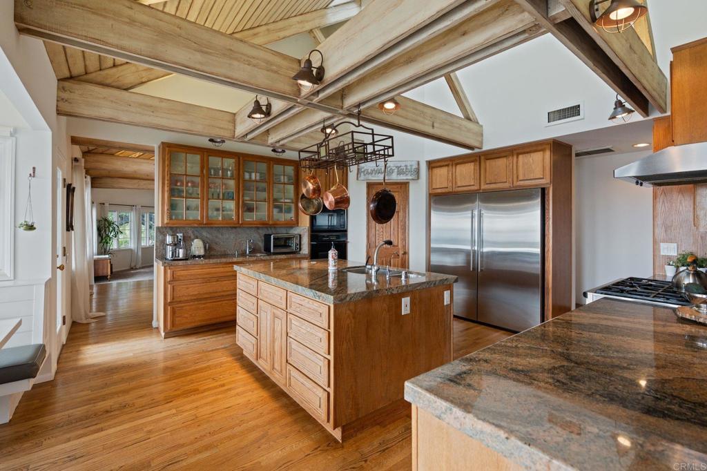 4938 San Jacinto Circle E Property Photo 16