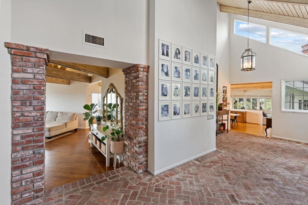 4938 San Jacinto Circle E Property Photo 23