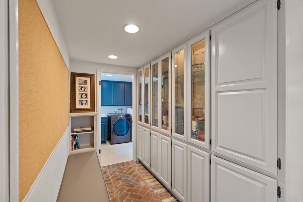 4938 San Jacinto Circle E Property Photo 25