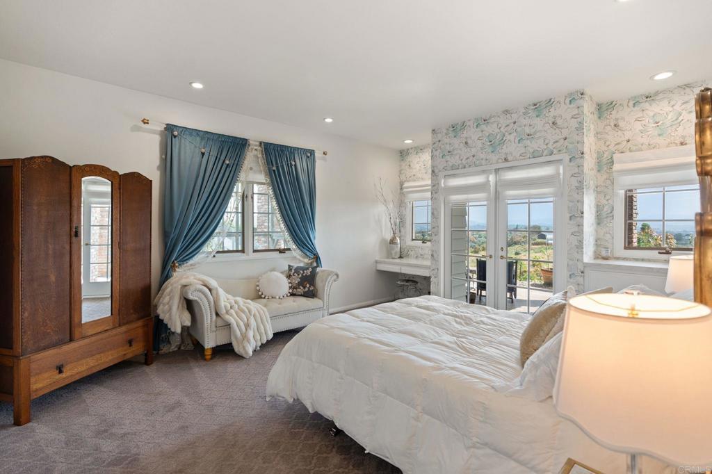 4938 San Jacinto Circle E Property Photo 34