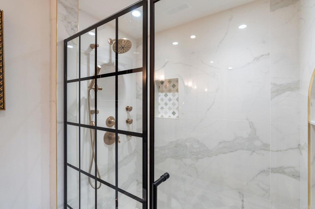 4938 San Jacinto Circle E Property Photo 39