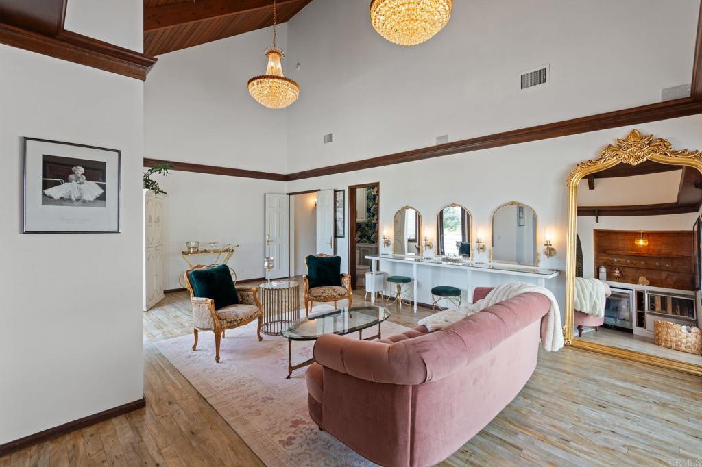 4938 San Jacinto Circle E Property Photo 43