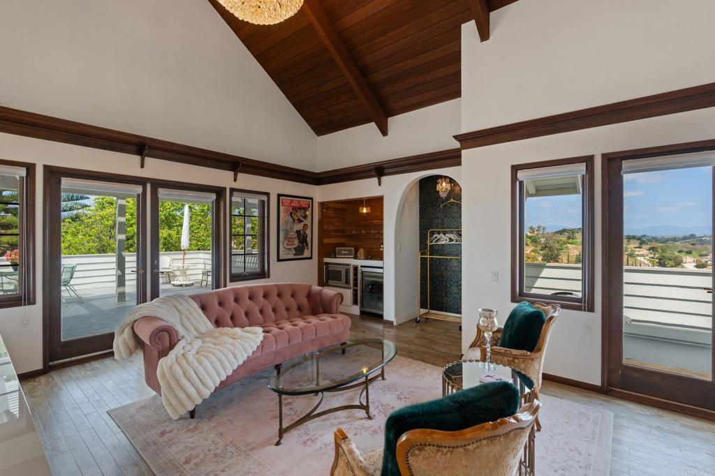 4938 San Jacinto Circle E Property Photo 44