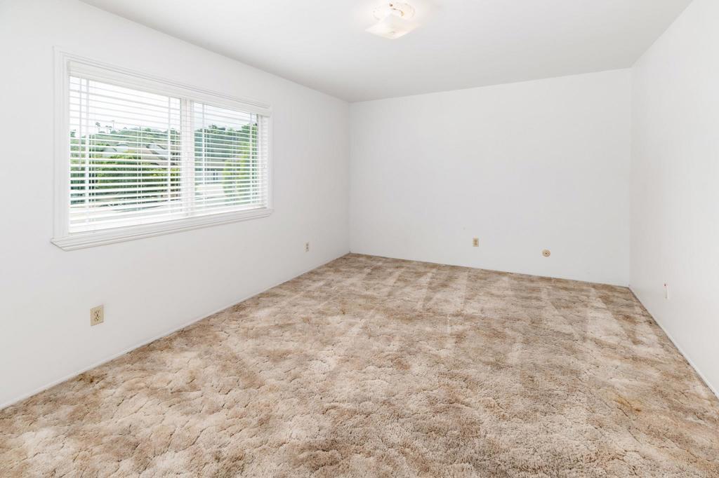 1502 N Ash Street Property Photo 18