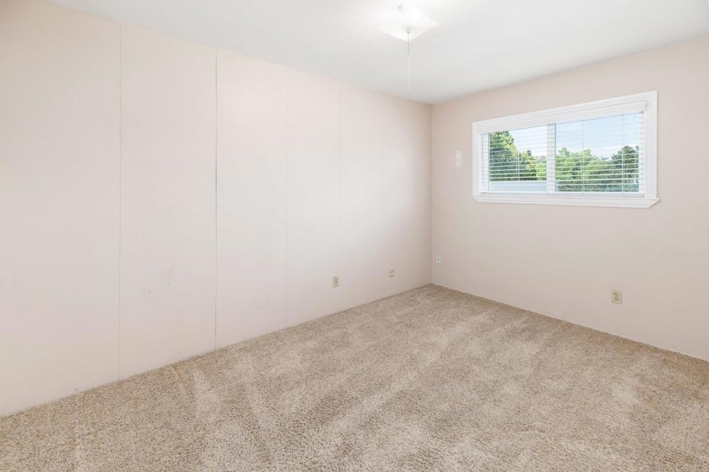 1502 N Ash Street Property Photo 20