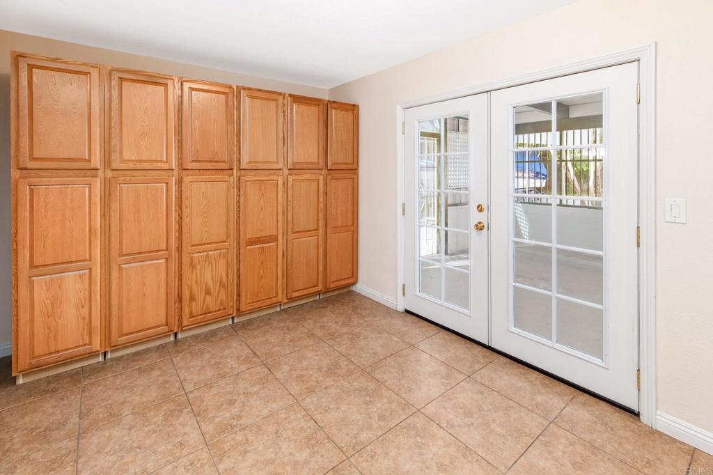 1502 N Ash Street Property Photo 21