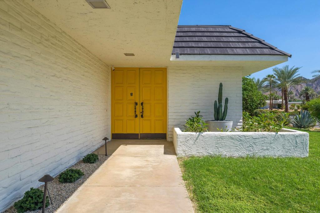 45480 Via Corona Property Photo 5