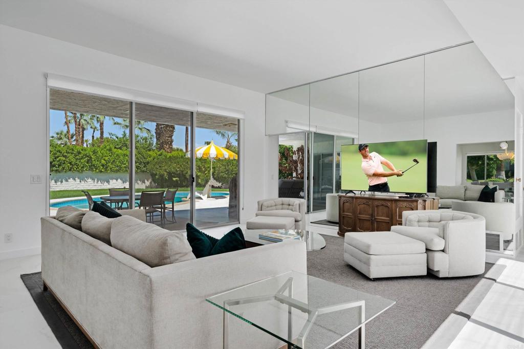 45480 Via Corona Property Photo 6