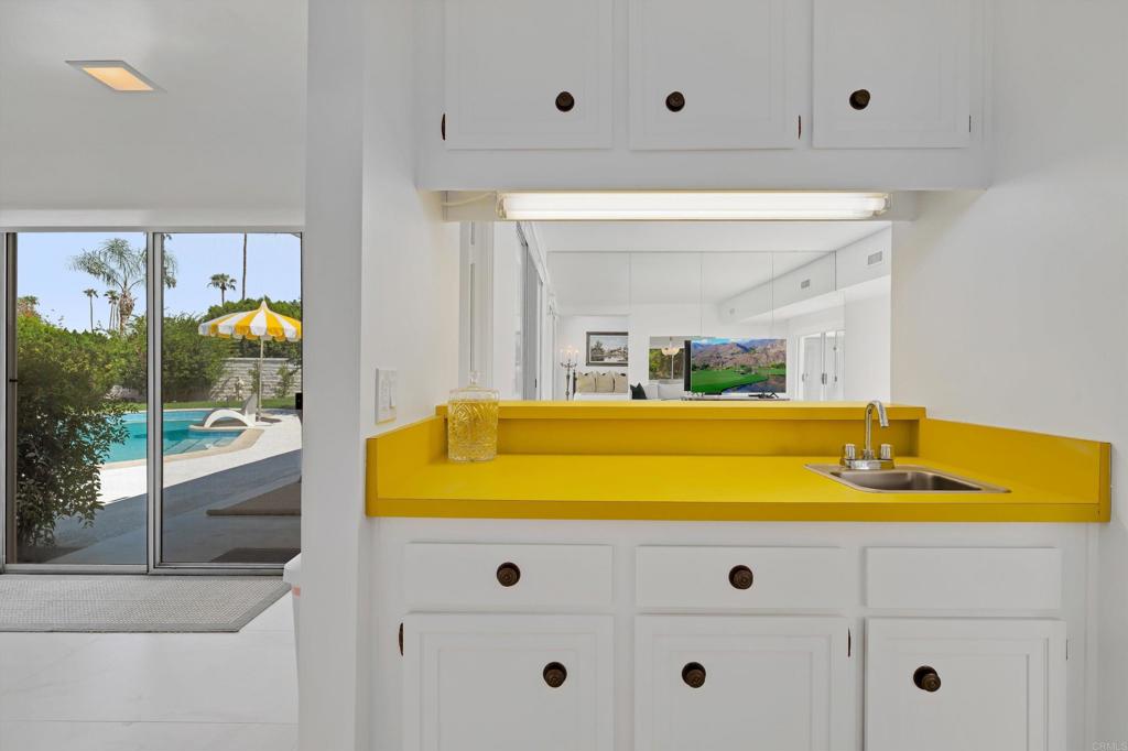 45480 Via Corona Property Photo 10