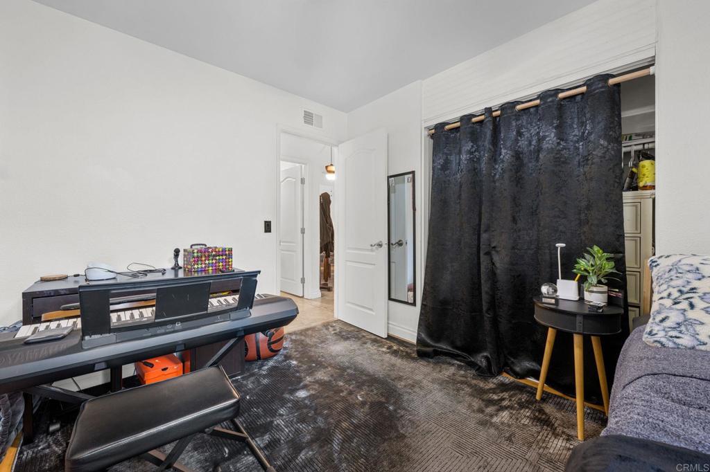 3470 Peach Tree Way Property Photo 13
