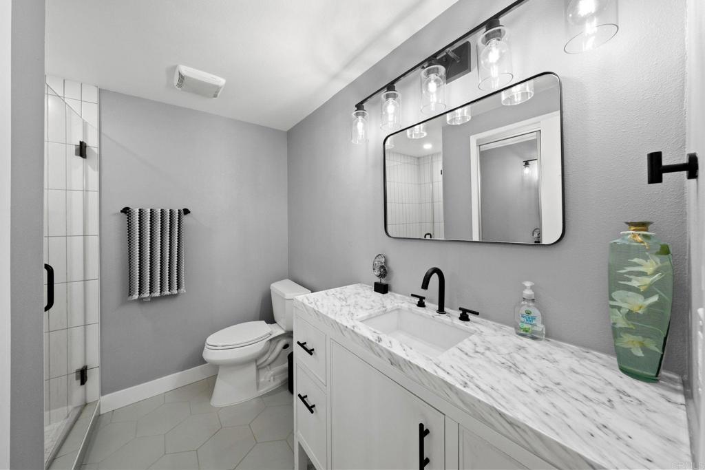 3660 Vista Campana N 15 Property Photo 17