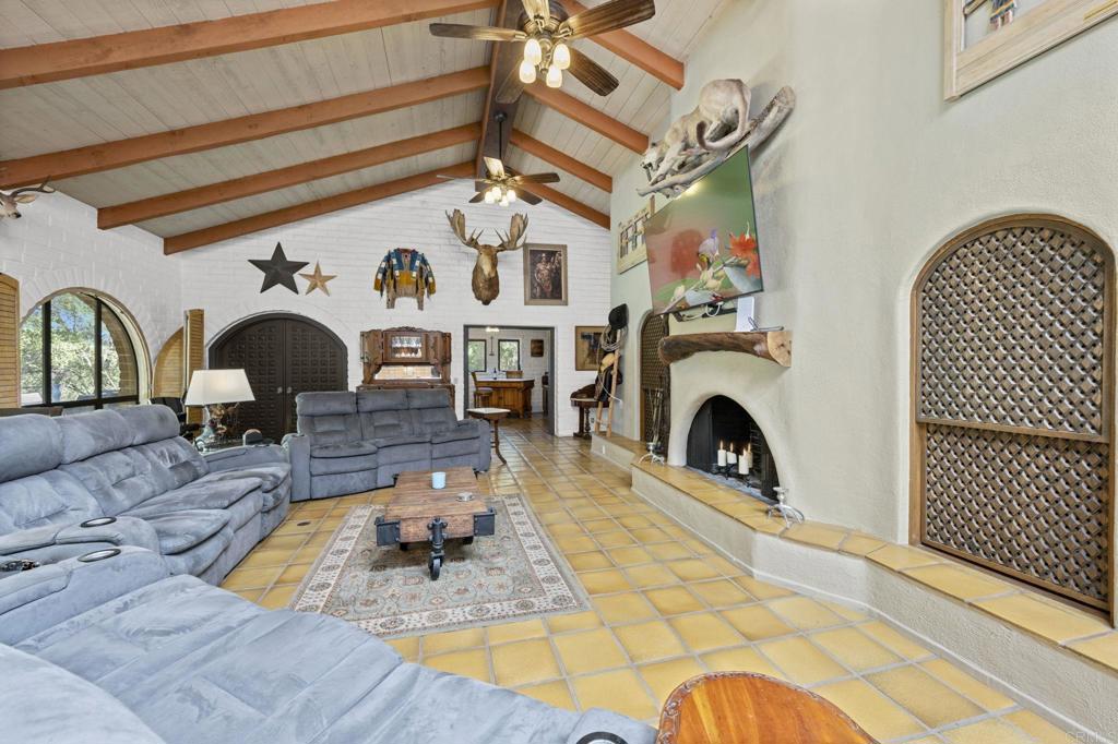 14213 Highway 76 Property Photo 8