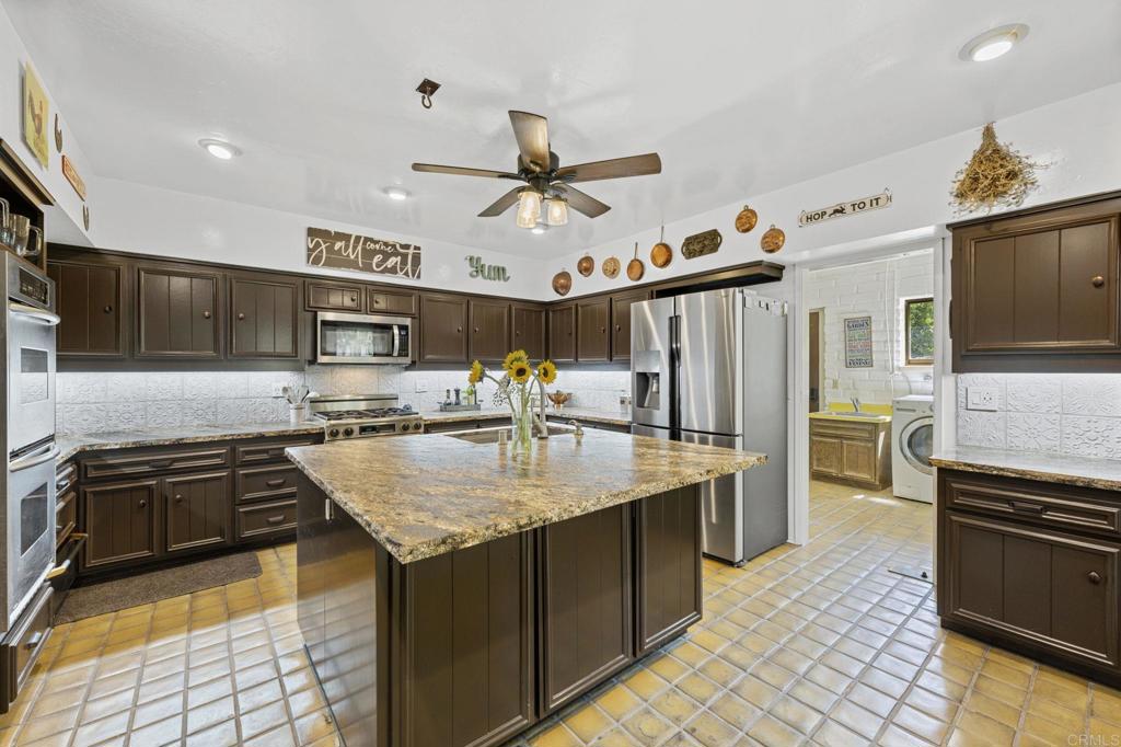 14213 Highway 76 Property Photo 18
