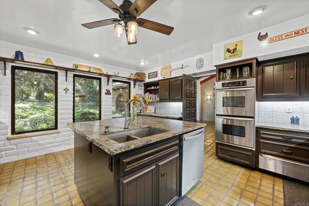 14213 Highway 76 Property Photo 22