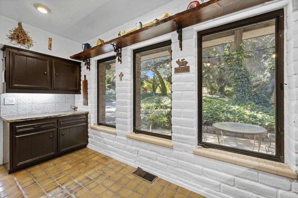 14213 Highway 76 Property Photo 23