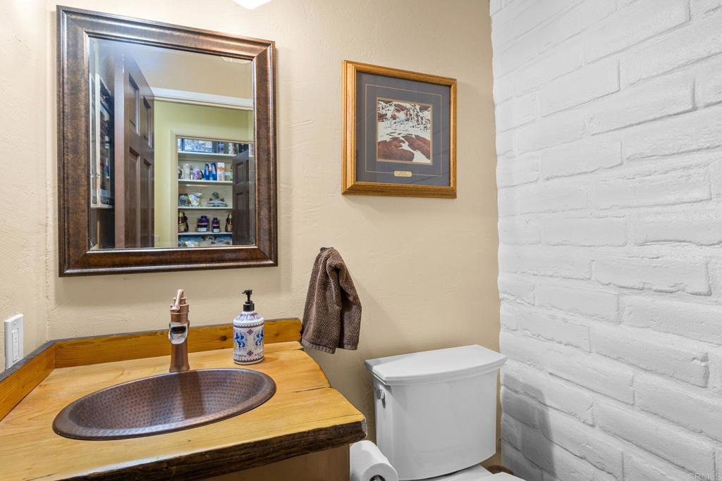14213 Highway 76 Property Photo 39