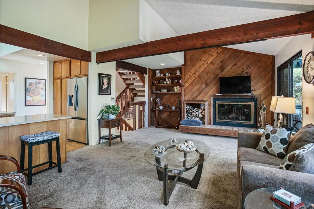 28330 Meadow Glen Way West Property Photo 10