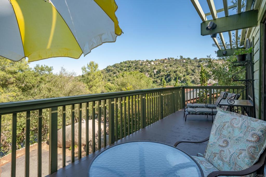 28330 Meadow Glen Way West Property Photo 12