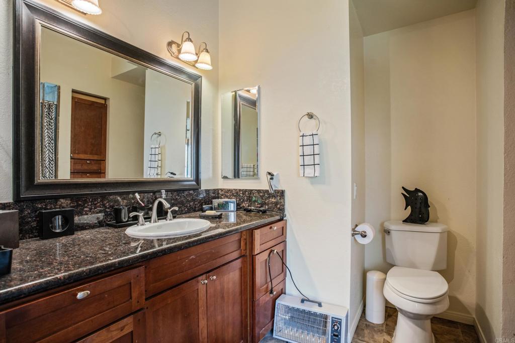 28330 Meadow Glen Way West Property Photo 22