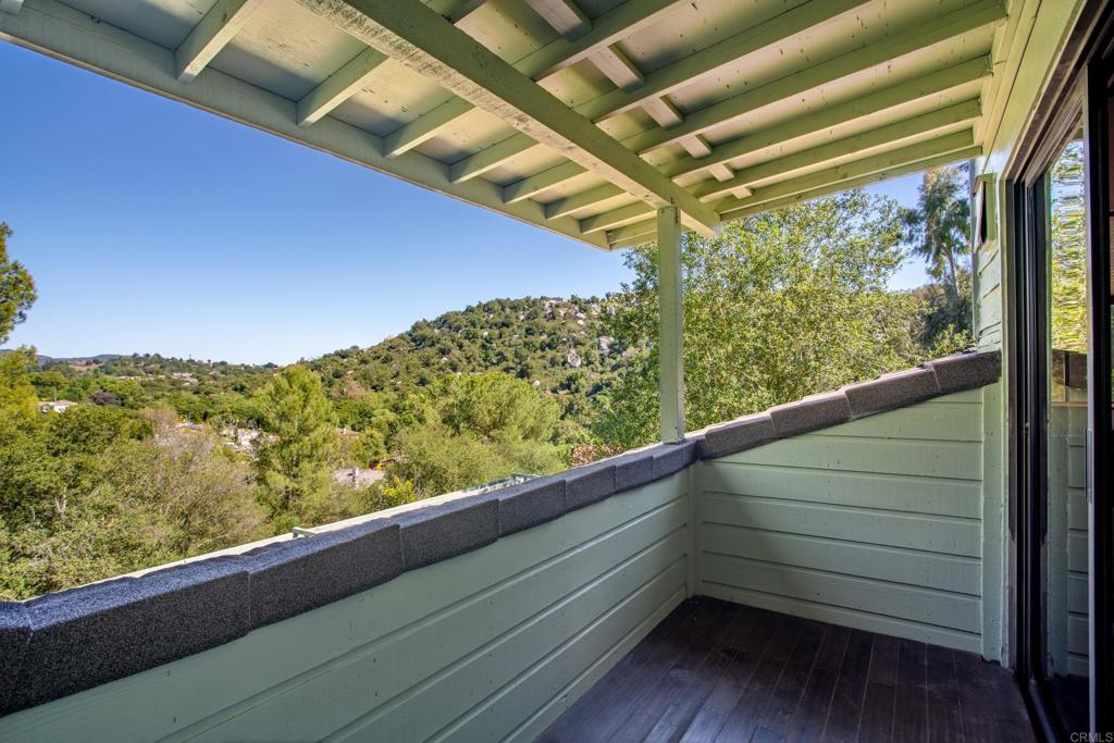 28330 Meadow Glen Way West Property Photo 27