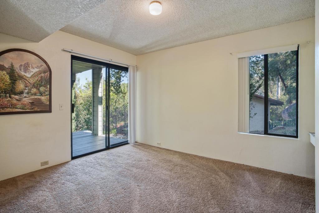 28330 Meadow Glen Way West Property Photo 29