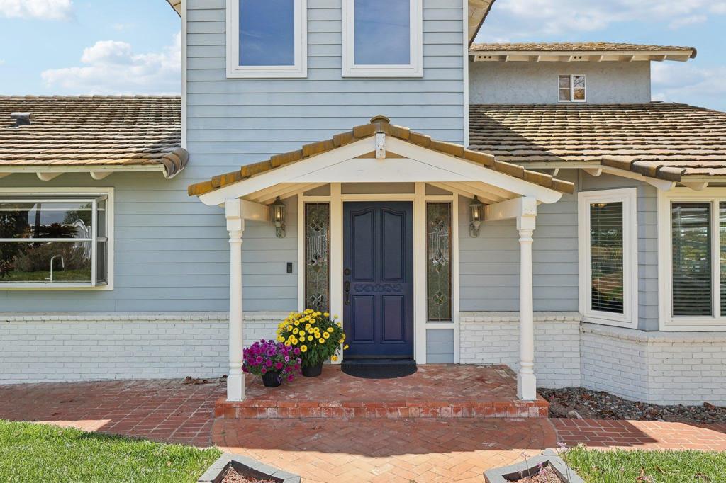 3631 Alta Vista Drive Property Photo 4