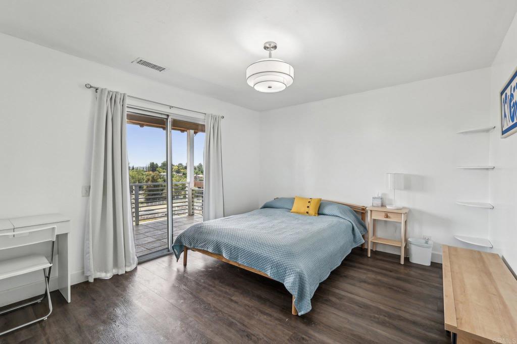 3631 Alta Vista Drive Property Photo 15