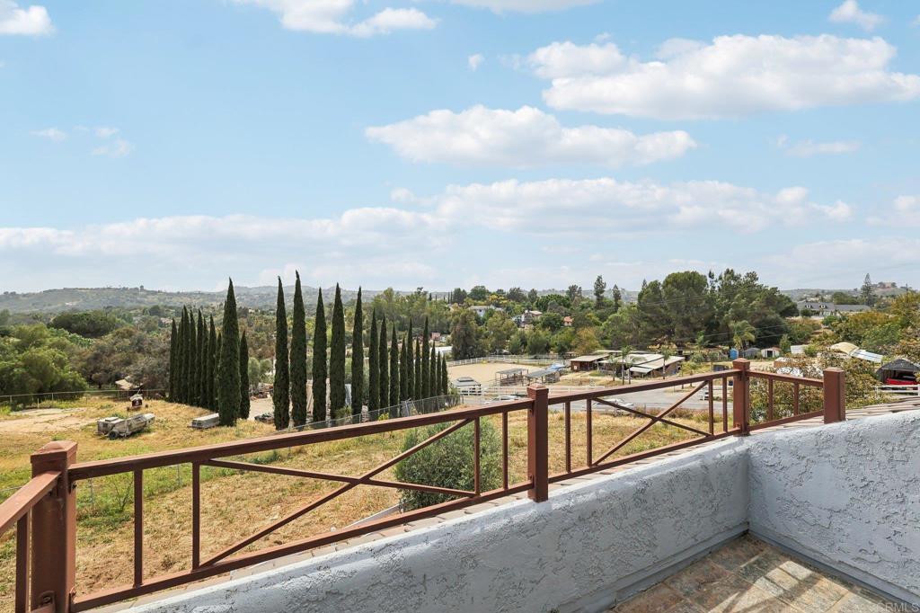 3631 Alta Vista Drive Property Photo 27