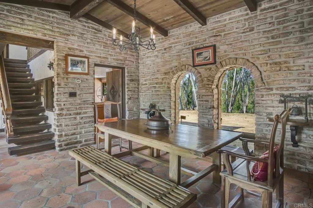 15390 Las Planideras Property Photo 7