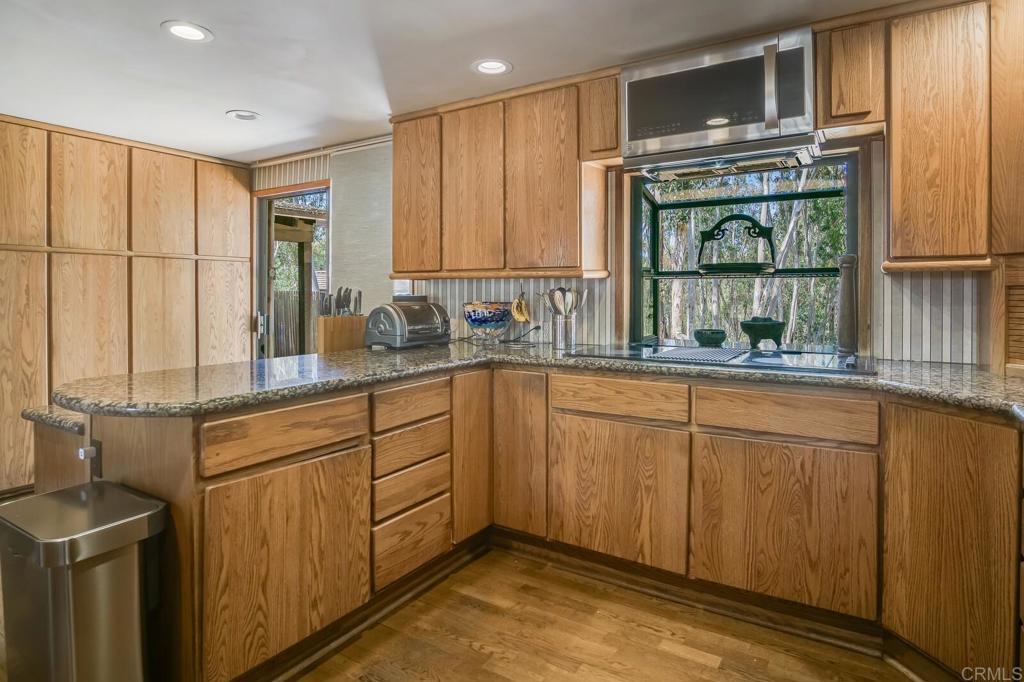 15390 Las Planideras Property Photo 9