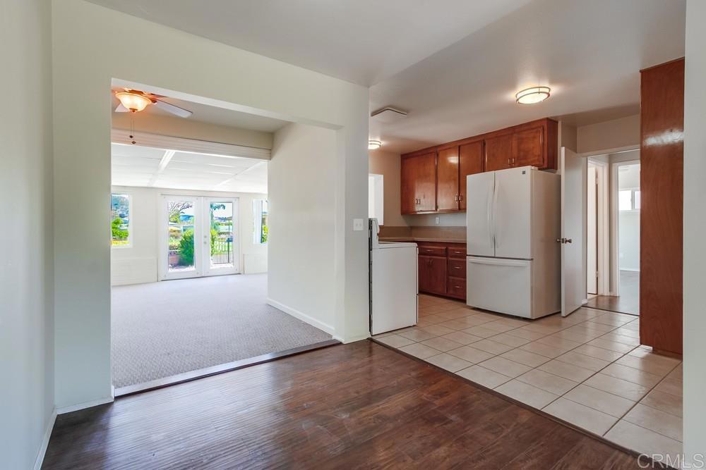 1553 La Casita Drive Property Photo 9