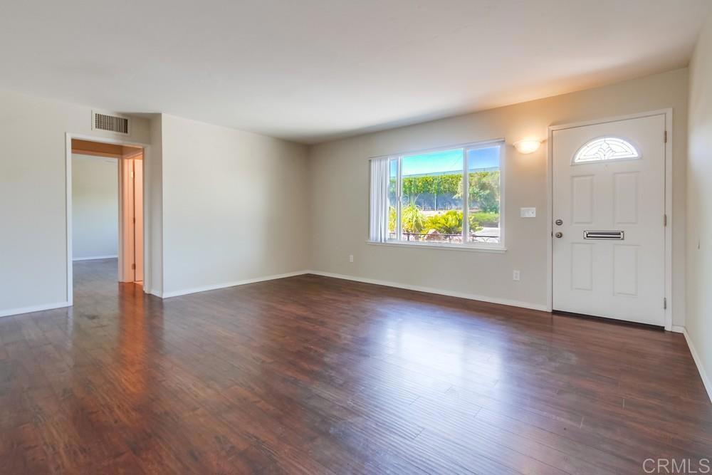 1553 La Casita Drive Property Photo 11