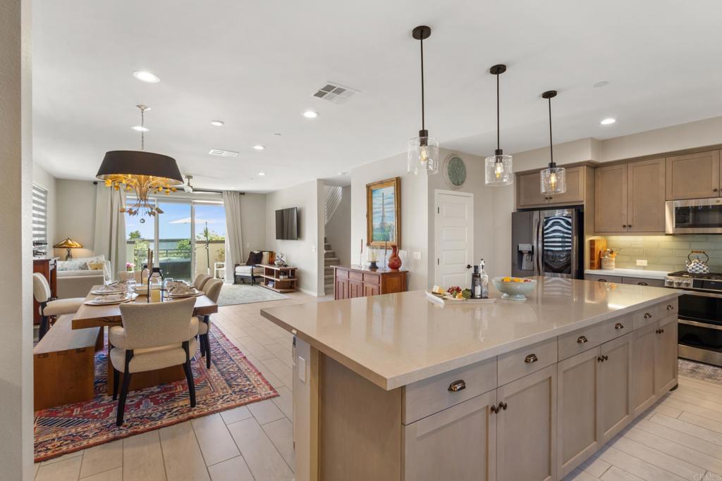6132 Colt Place 101