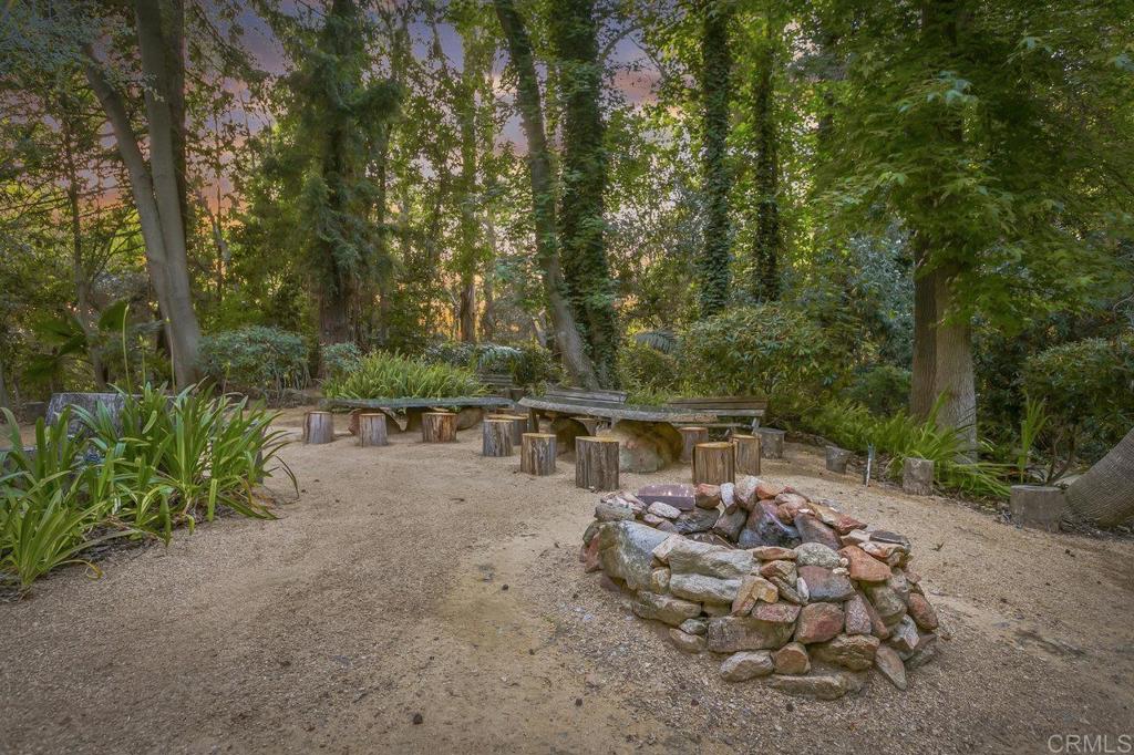 6036 Rainbow Heights Road Property Photo 23