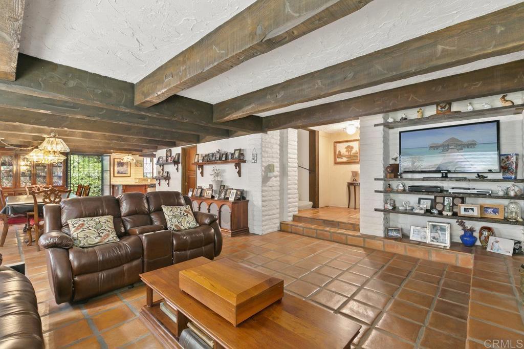 6036 Rainbow Heights Road Property Photo 30
