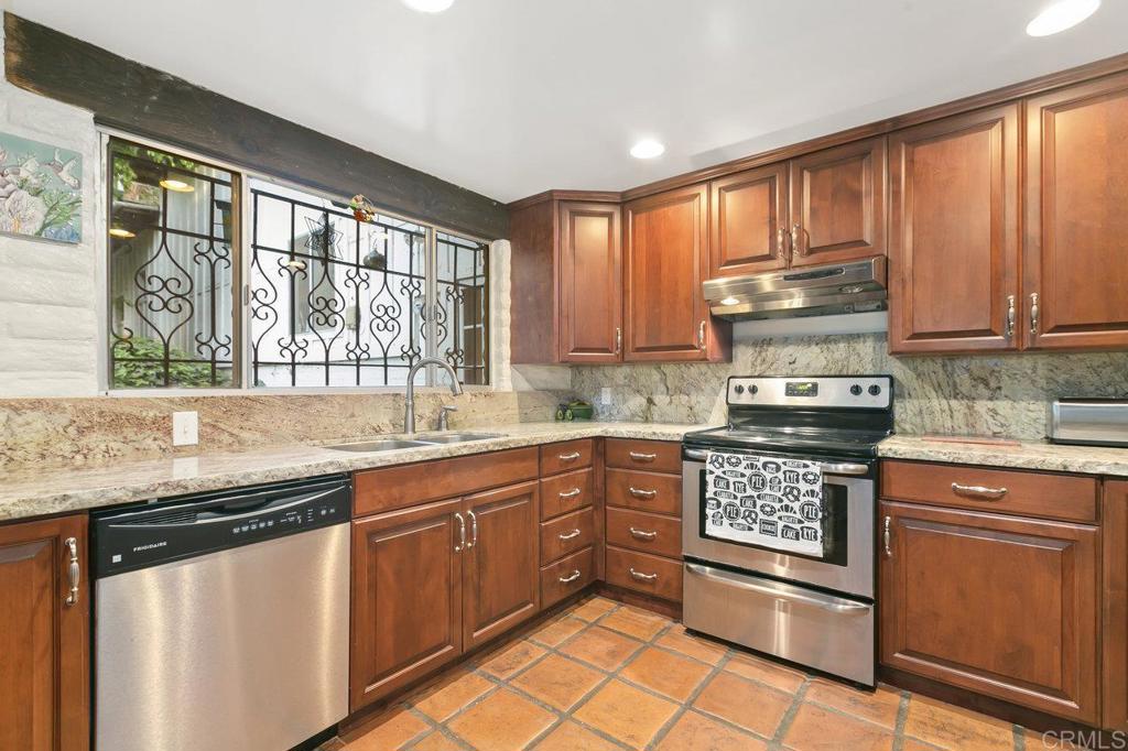 6036 Rainbow Heights Road Property Photo 34