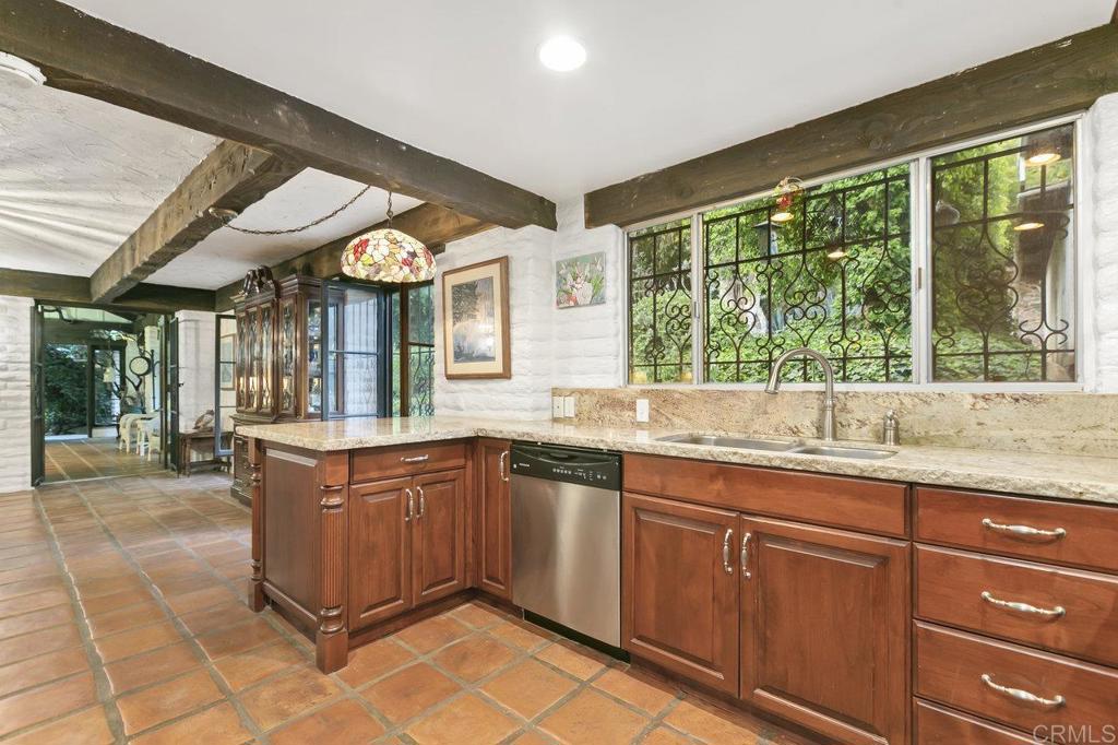 6036 Rainbow Heights Road Property Photo 35