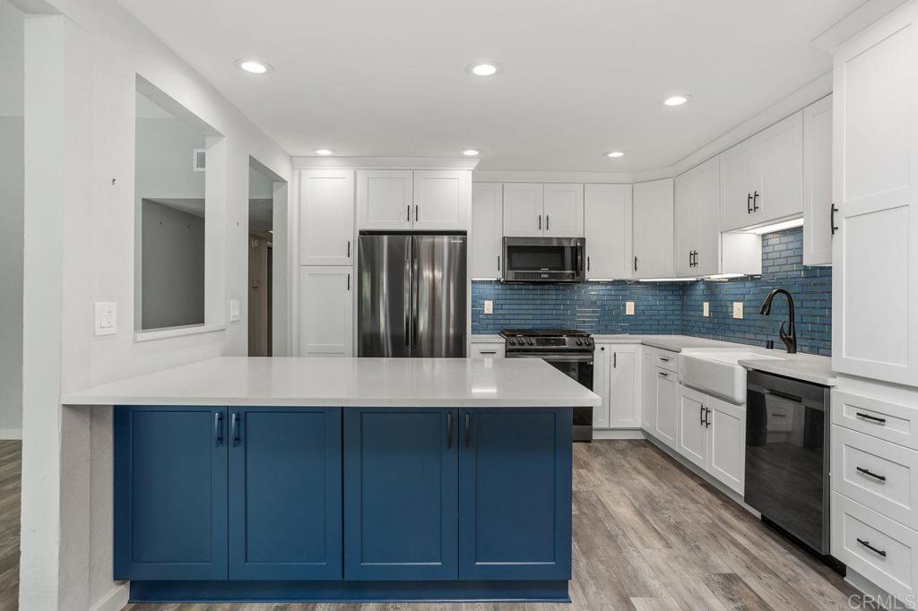 6804 Urubu Street Property Photo 12