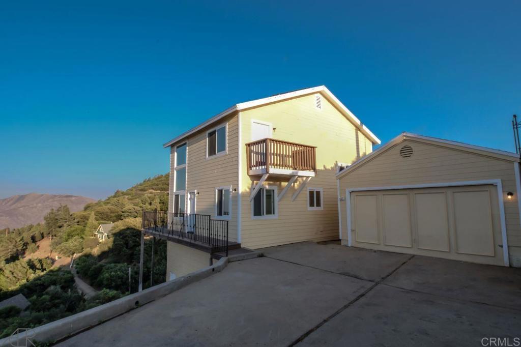 3305 Oakwood Drive Property Photo 1