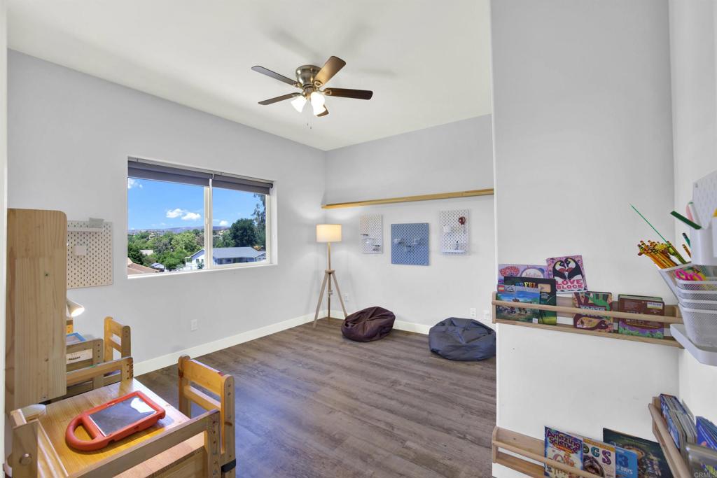 25034 Poderio Dr Property Photo 8