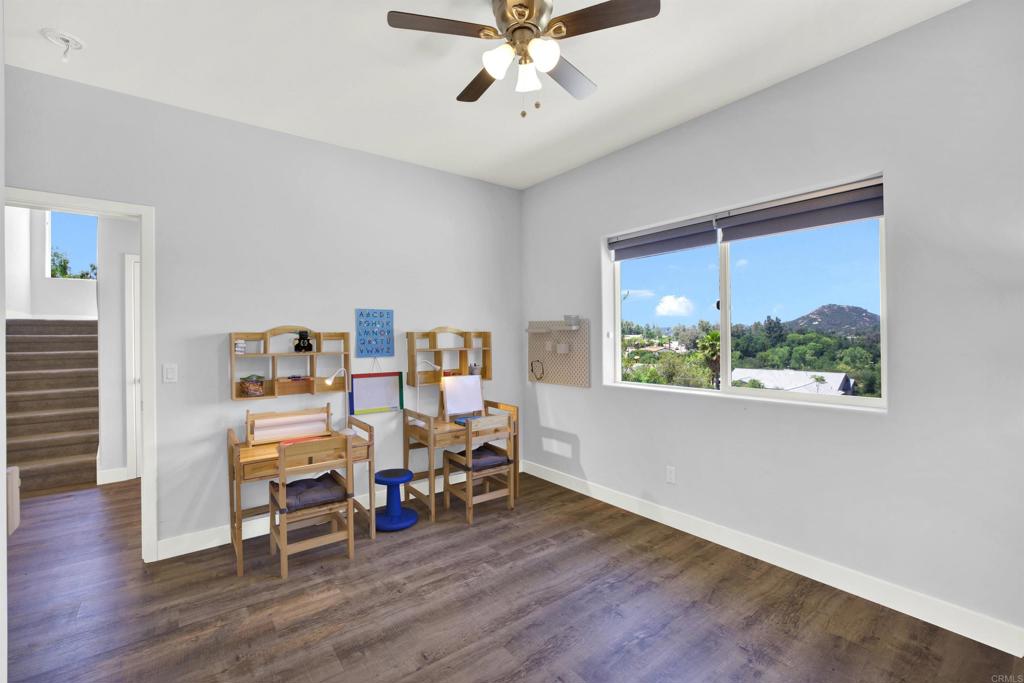 25034 Poderio Dr Property Photo 9