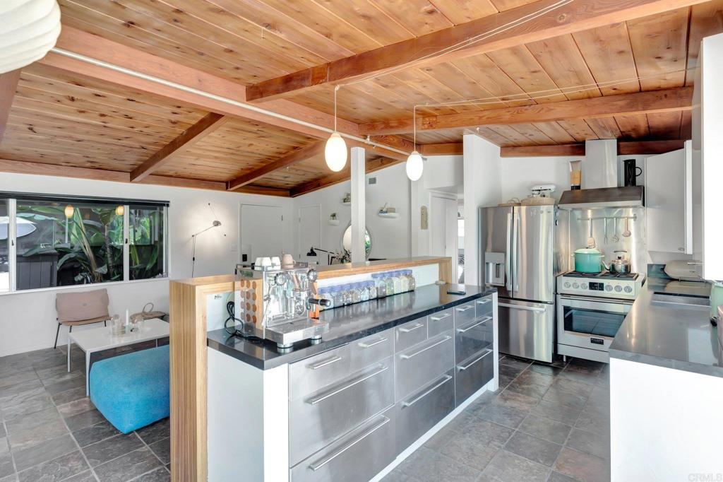 1004 Nardo Road Property Photo 18