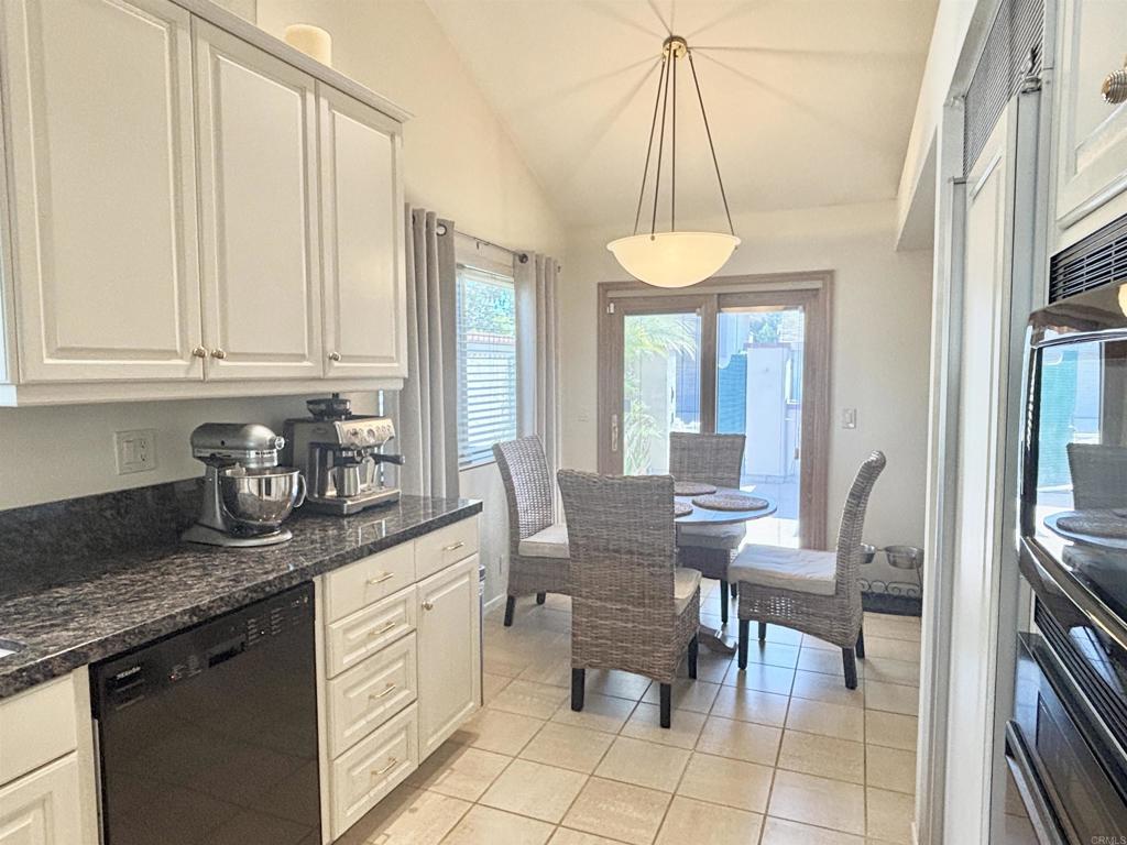 4074 Avenida Brisa Property Photo 8