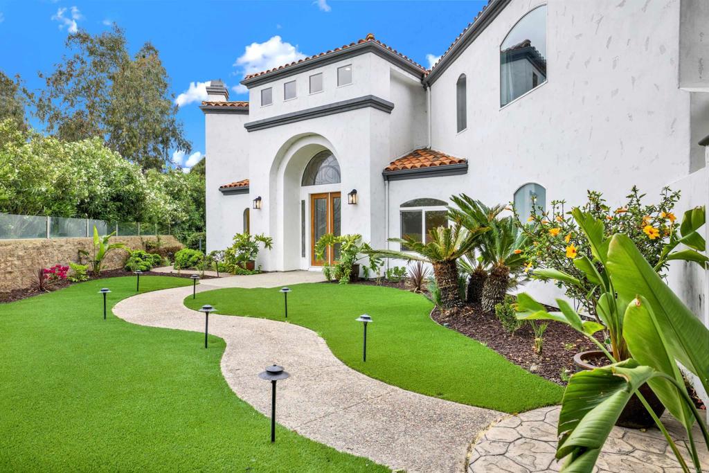 14710 Via Del Canon Property Photo 2